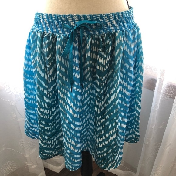 🎄Smart set short skirt blue/green boho M - Picture 1 of 9